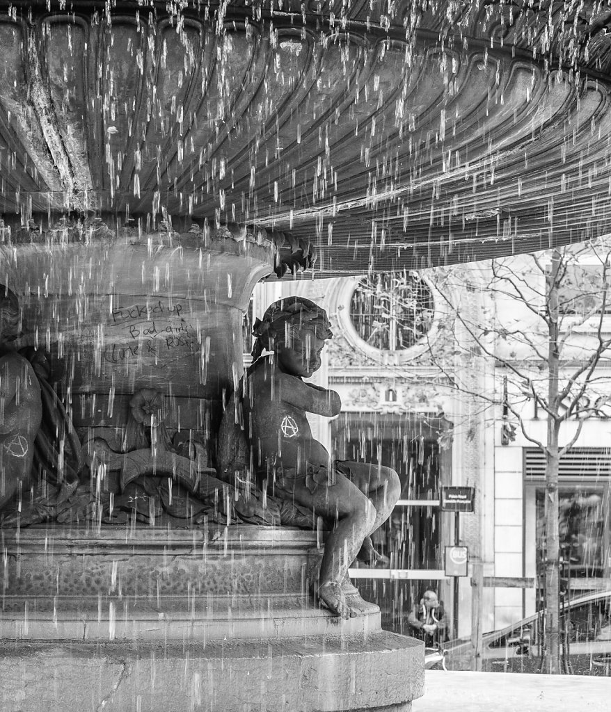 Fontaine de la Nymphe marine